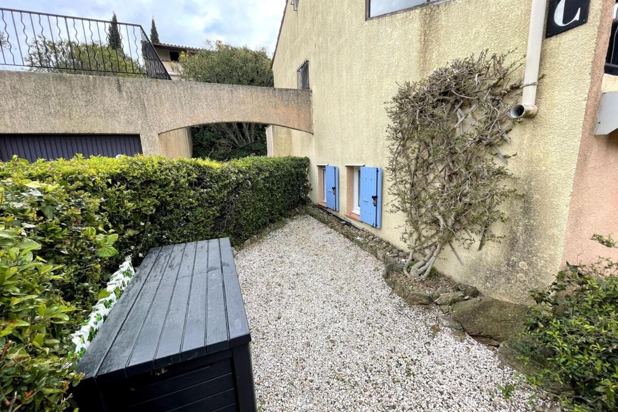 Exceptional View In Saint-Clair For 4 People Apartment Le Lavandou Exterior photo